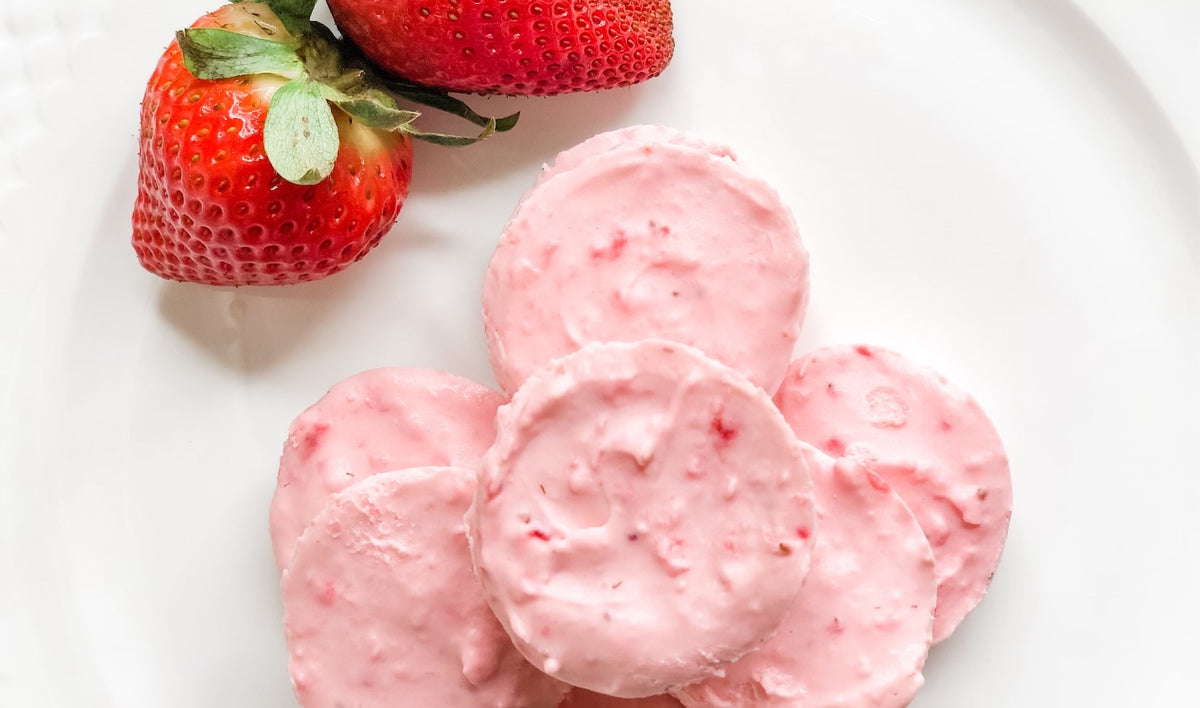 Keto Strawberry Cheesecake Fat Bombs
